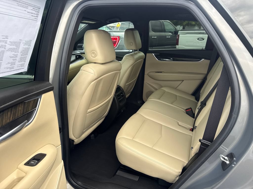 Used 2018 Cadillac XT5 AWD image 19
