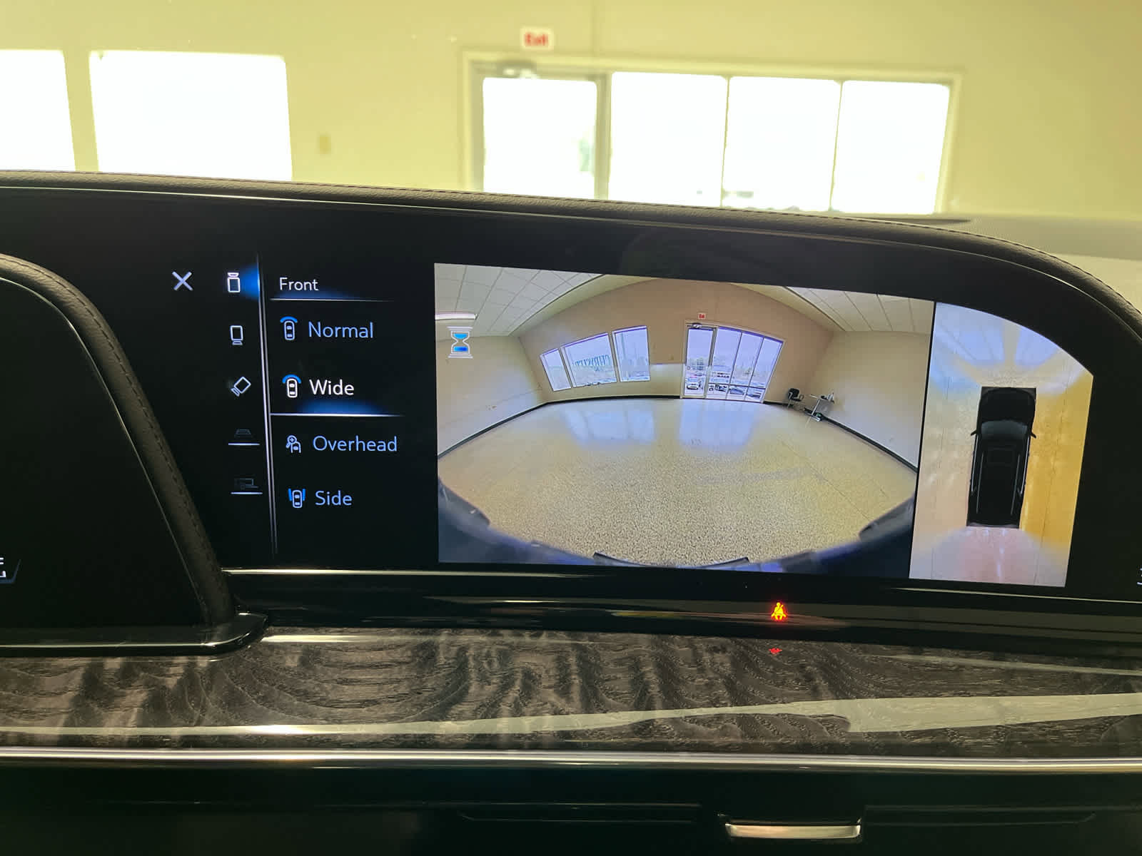 Used 2023 Cadillac Escalade Premium Luxury image 46