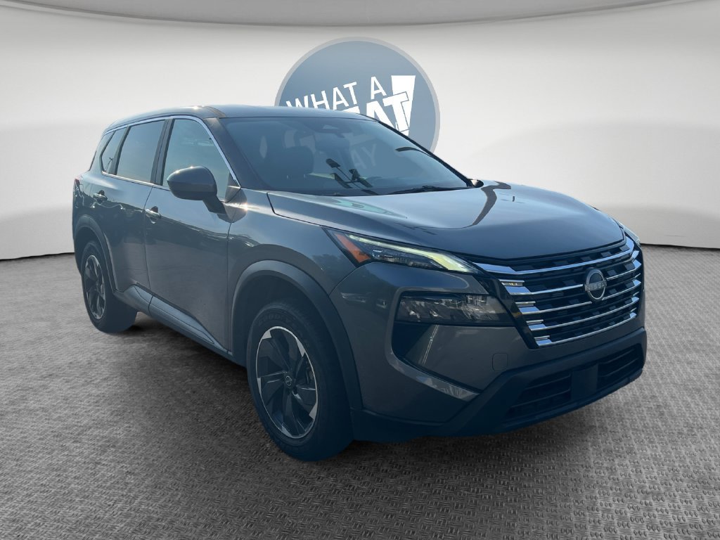 Used 2025 Nissan Rogue SV