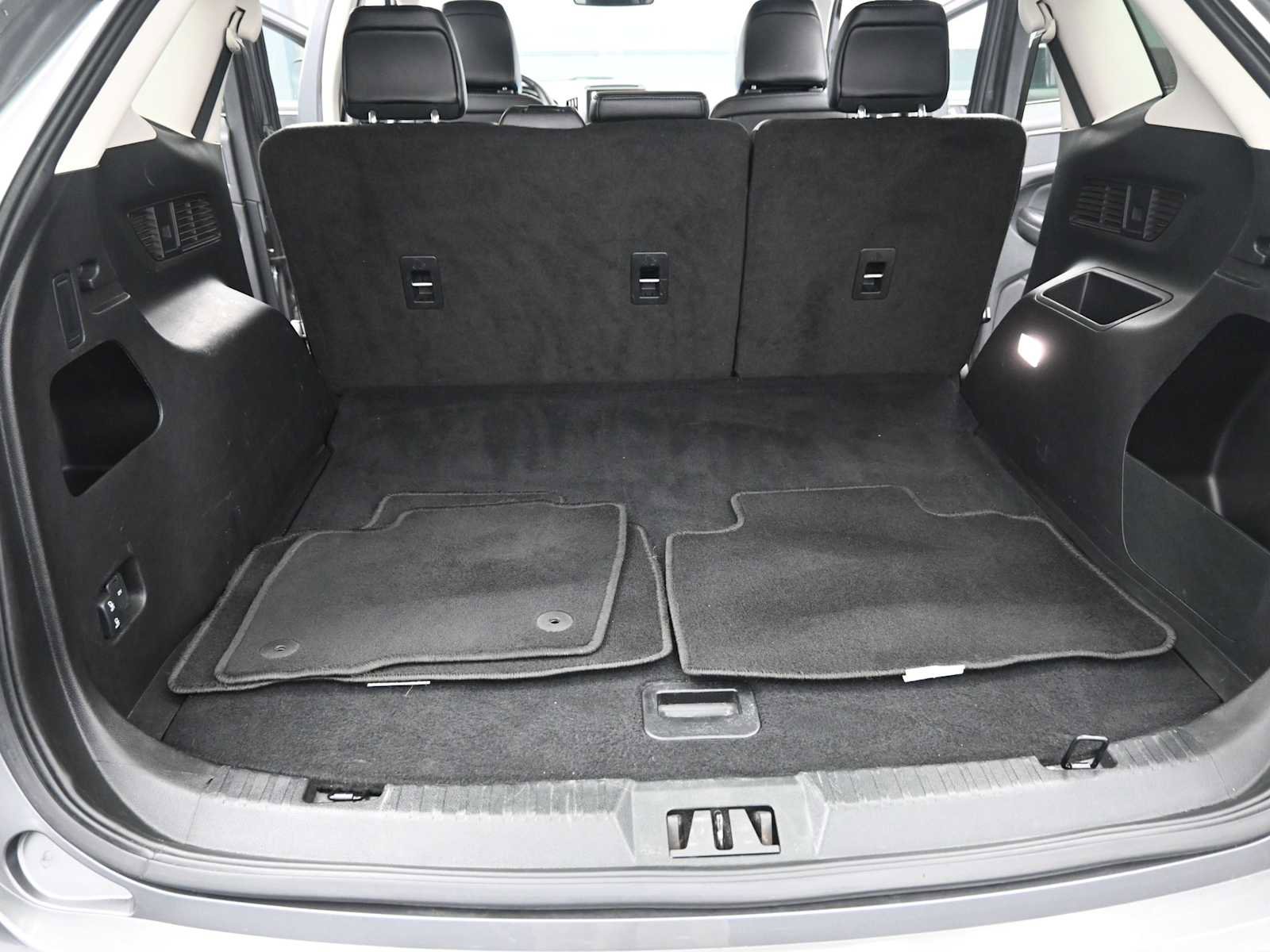 Used 2024 Ford Edge SEL image 14