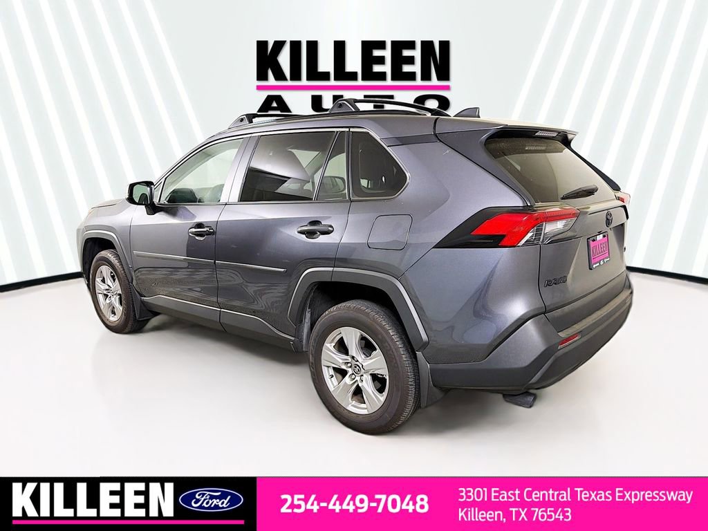 Used 2025 Toyota RAV4 XLE FWD image 6