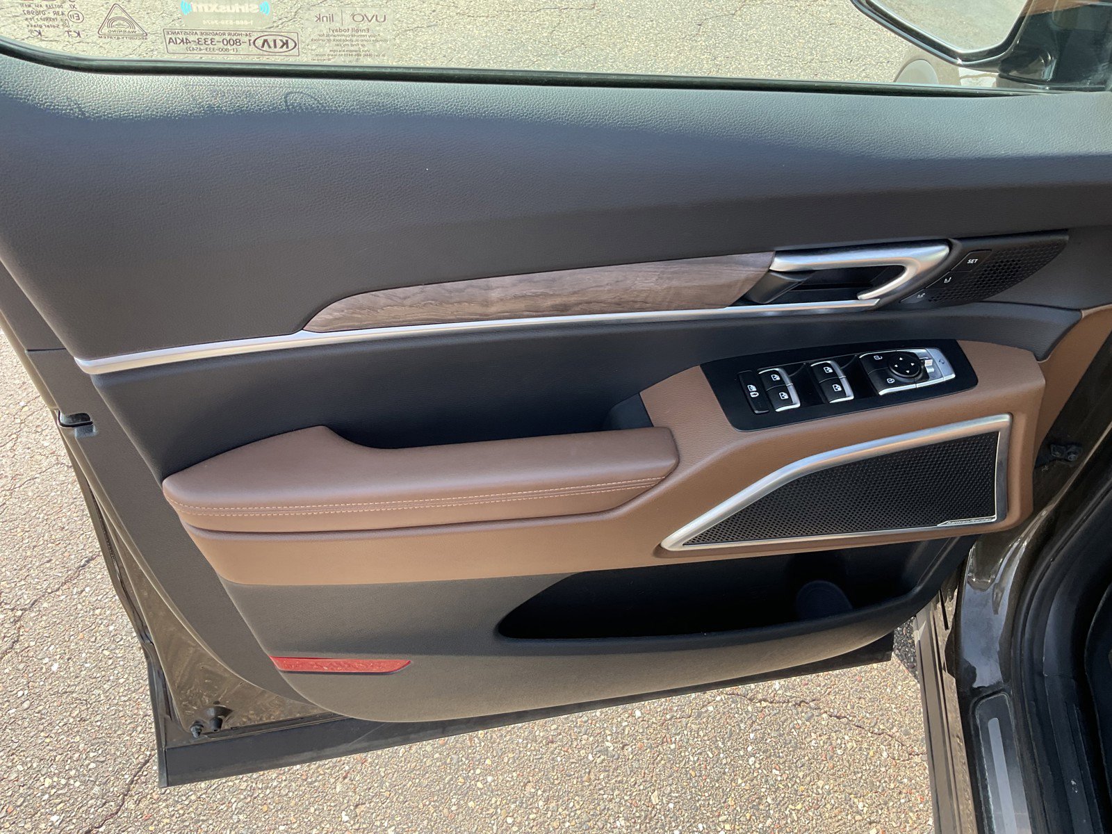 Used 2021 Kia Telluride SX w/ SX Prestige Package image 10