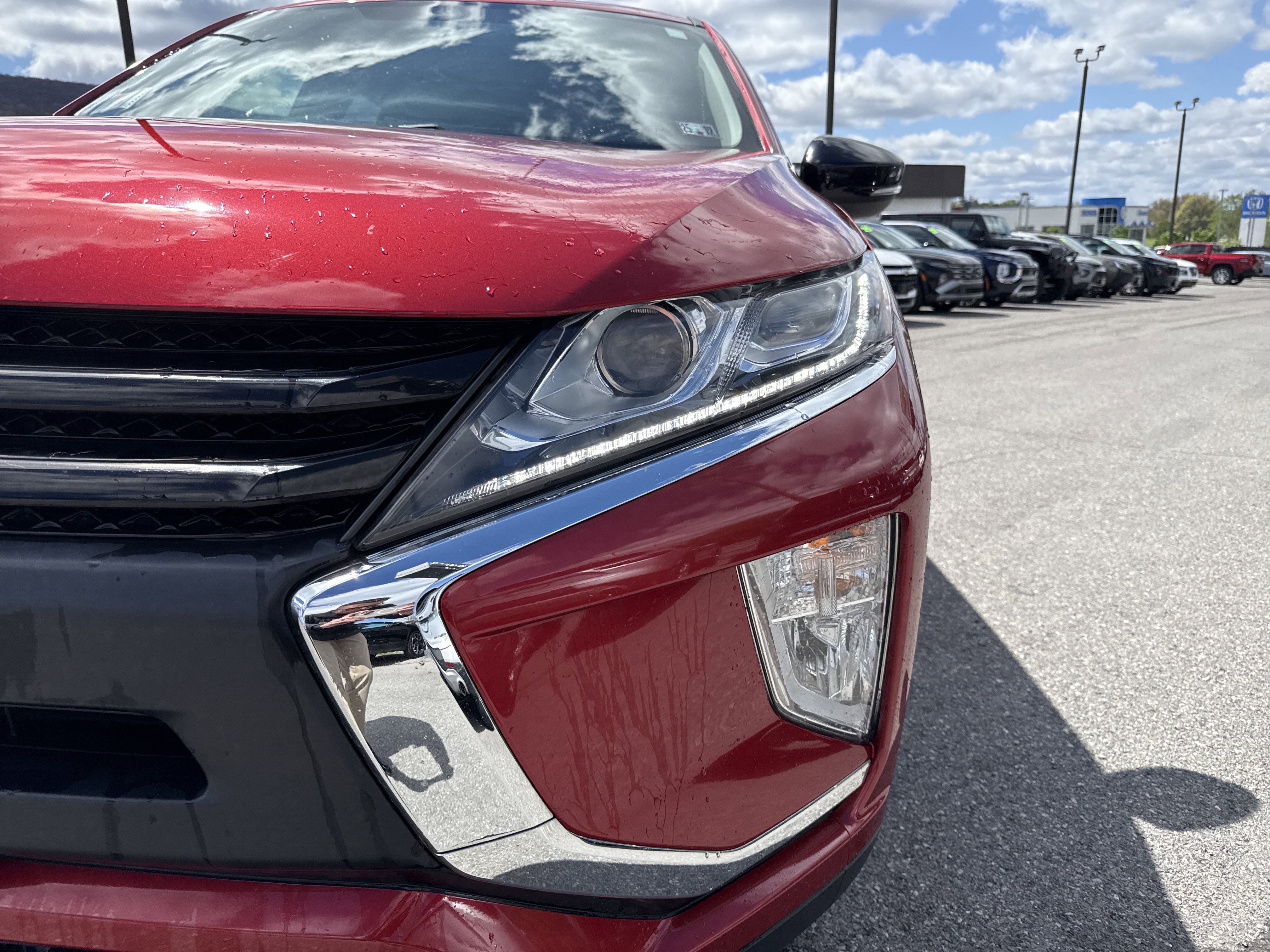 Used 2018 Mitsubishi Eclipse Cross LE image 9