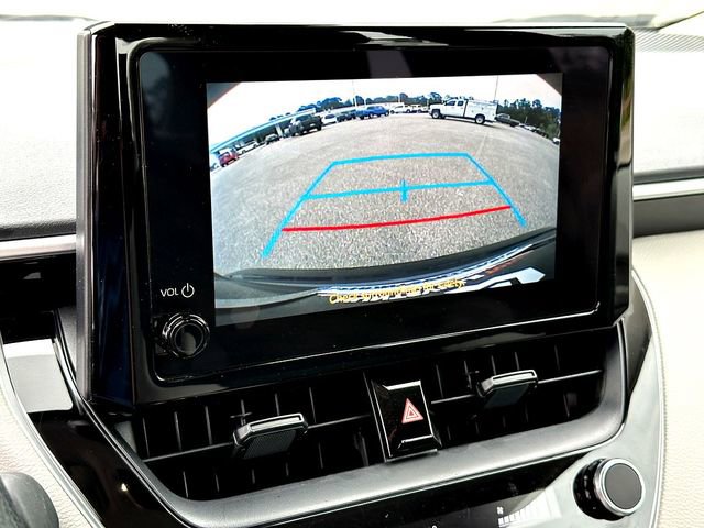 Used 2025 Toyota Corolla LE FWD image 14