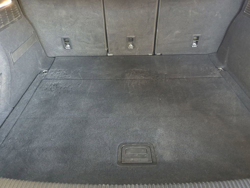 Used 2023 Audi Q5 2.0T Premium w/ Convenience Package image 13