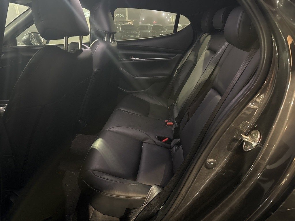 Used 2022 MAZDA MAZDA3 s image 11