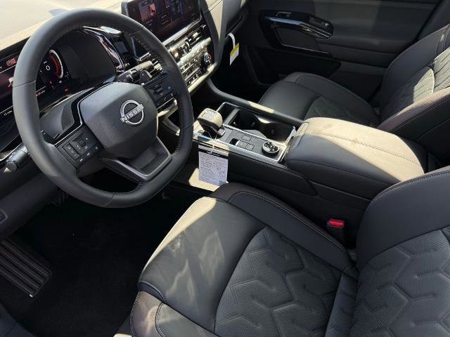 New 2026 Nissan Pathfinder Platinum w/ Cargo Package AWD/4WD image 17