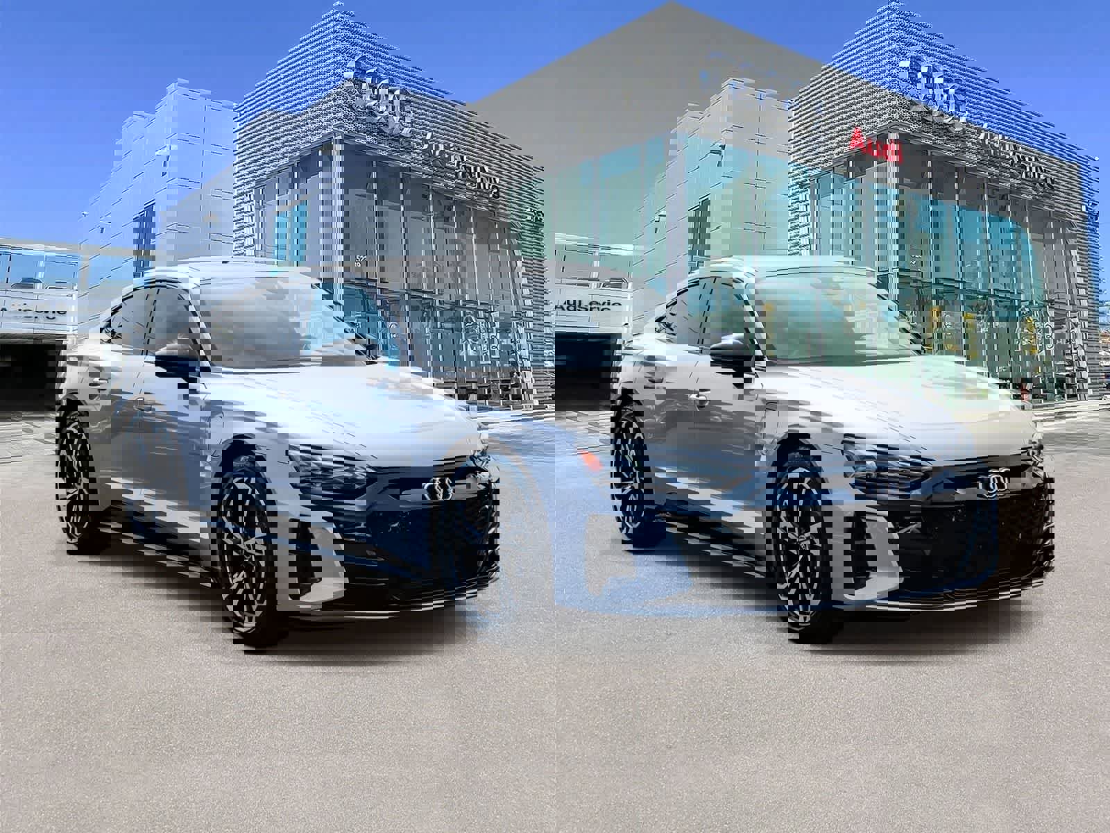 Used 2022 Audi e-tron GT Premium Plus image 3