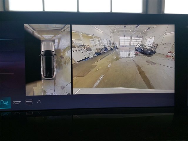 New 2025 Cadillac Escalade IQ Luxury 2 image 27