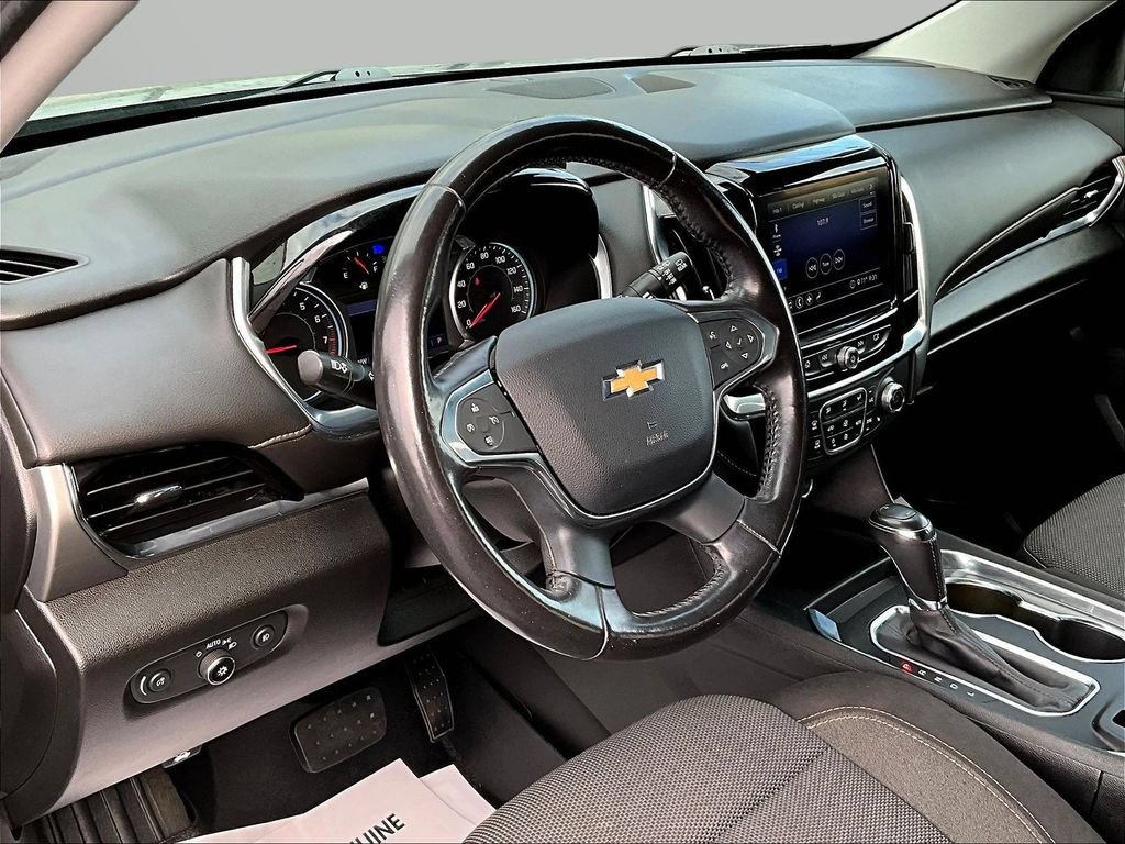 Used 2020 Chevrolet Traverse LT AWD/4WD image 21
