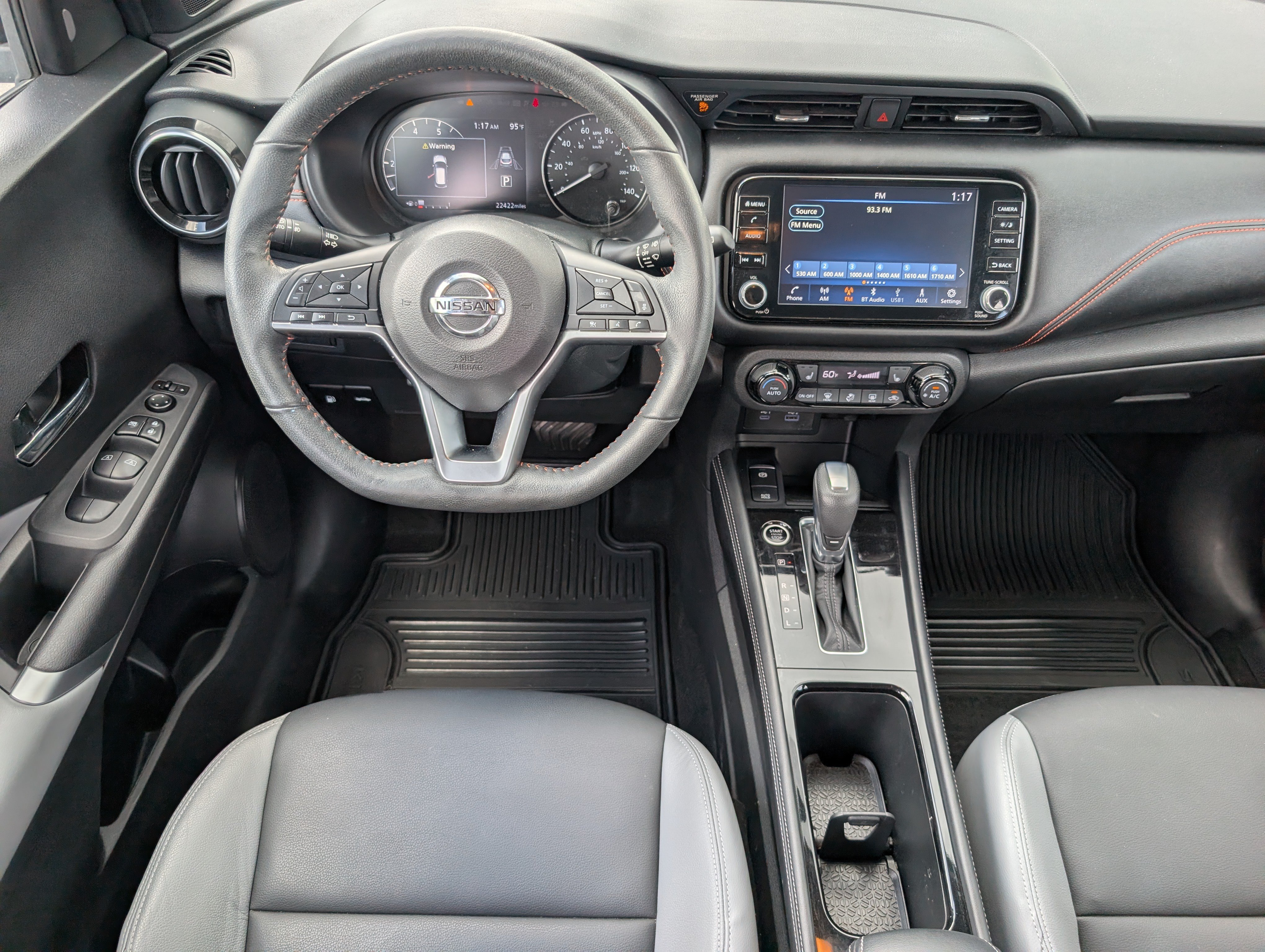 Used 2021 Nissan Kicks SR w/ SR Premium Package FWD image 6