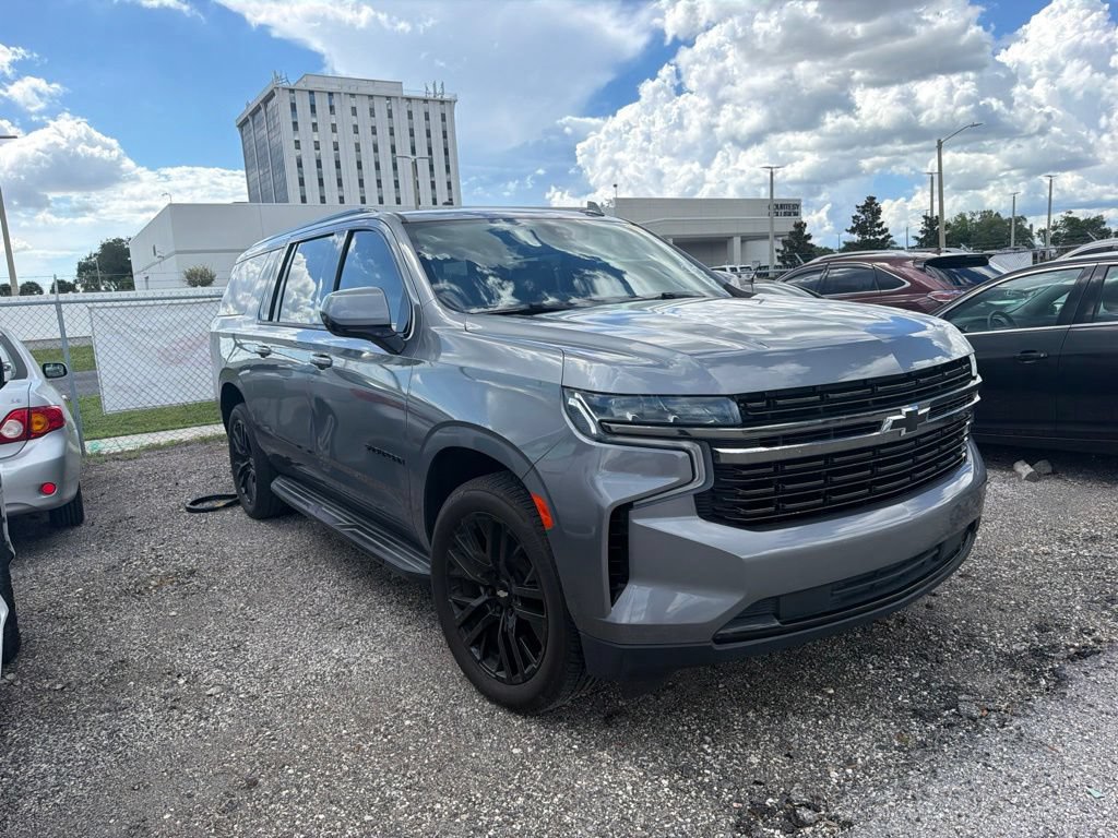 Used 2021 Chevrolet Suburban RST RWD image 5