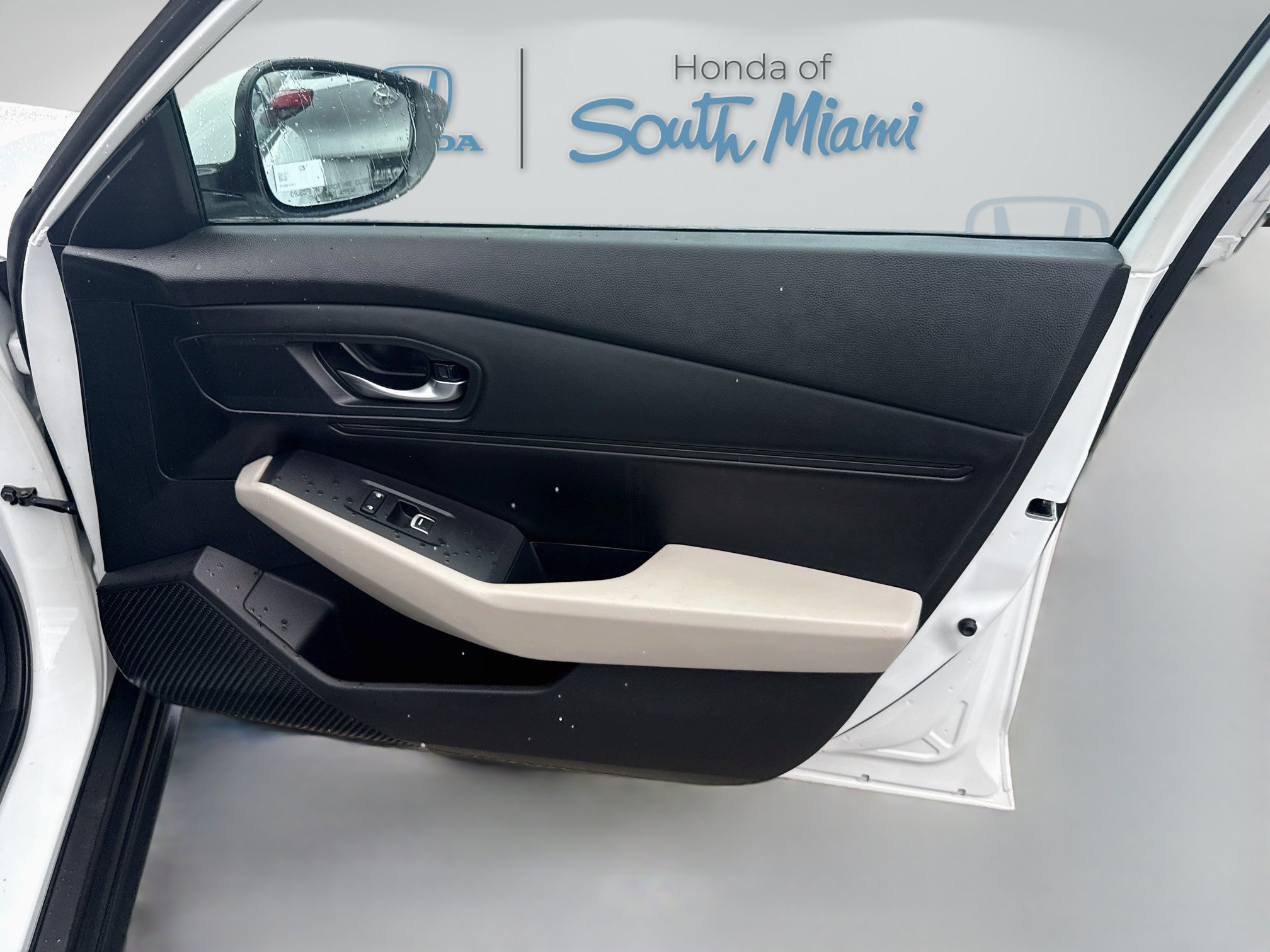 Used 2023 Honda Accord EX image 30