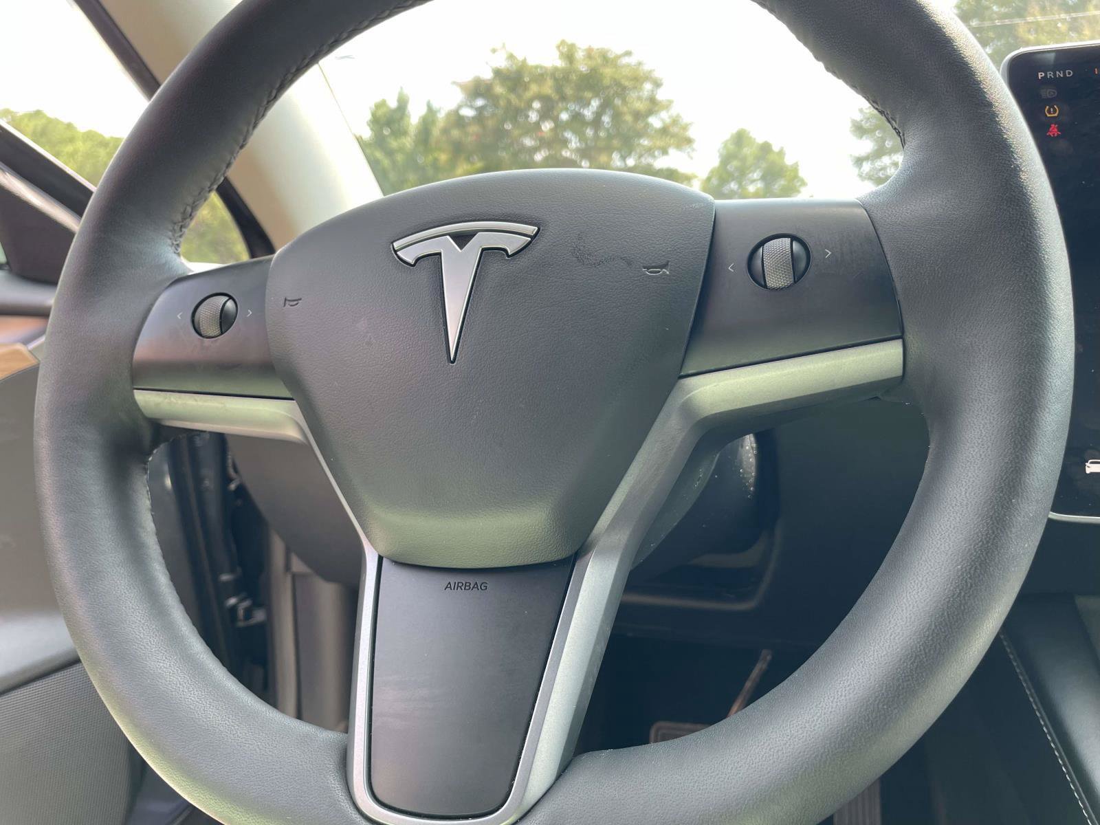 Used 2022 Tesla Model 3 RWD image 15