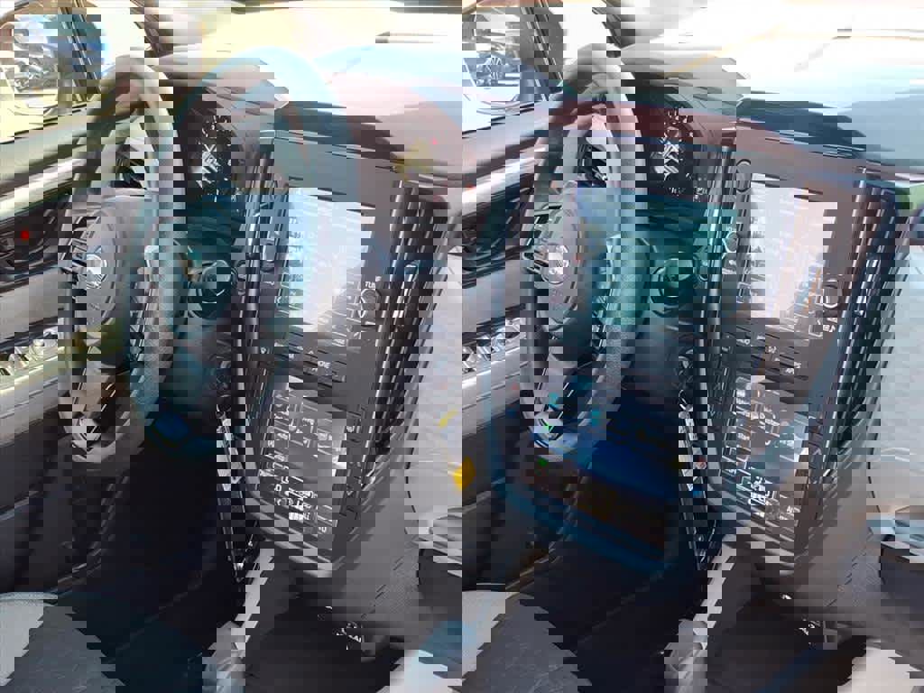 Used 2025 Subaru Forester image 15