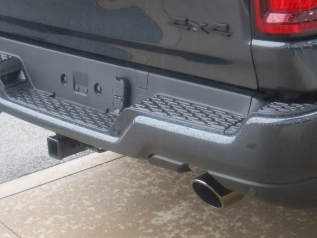 New 2026 RAM 1500 4x4 Crew Cab image 8