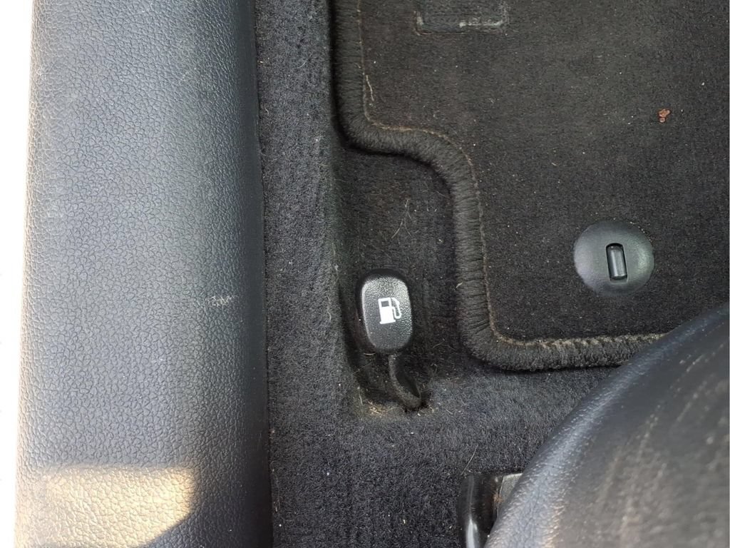 Used 2014 Kia Rio LX FWD image 32
