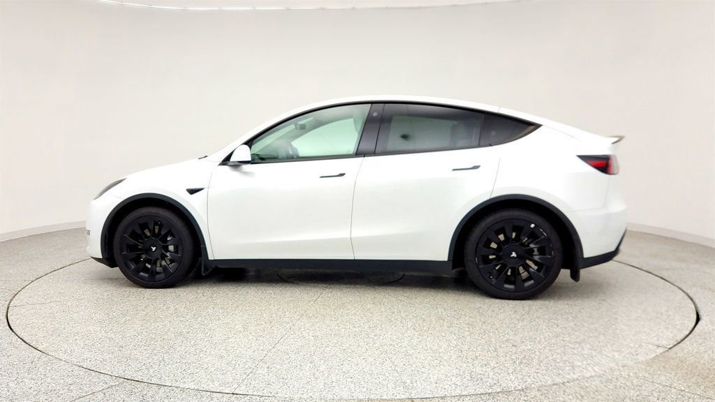 Used 2023 Tesla Model Y Long Range image 8