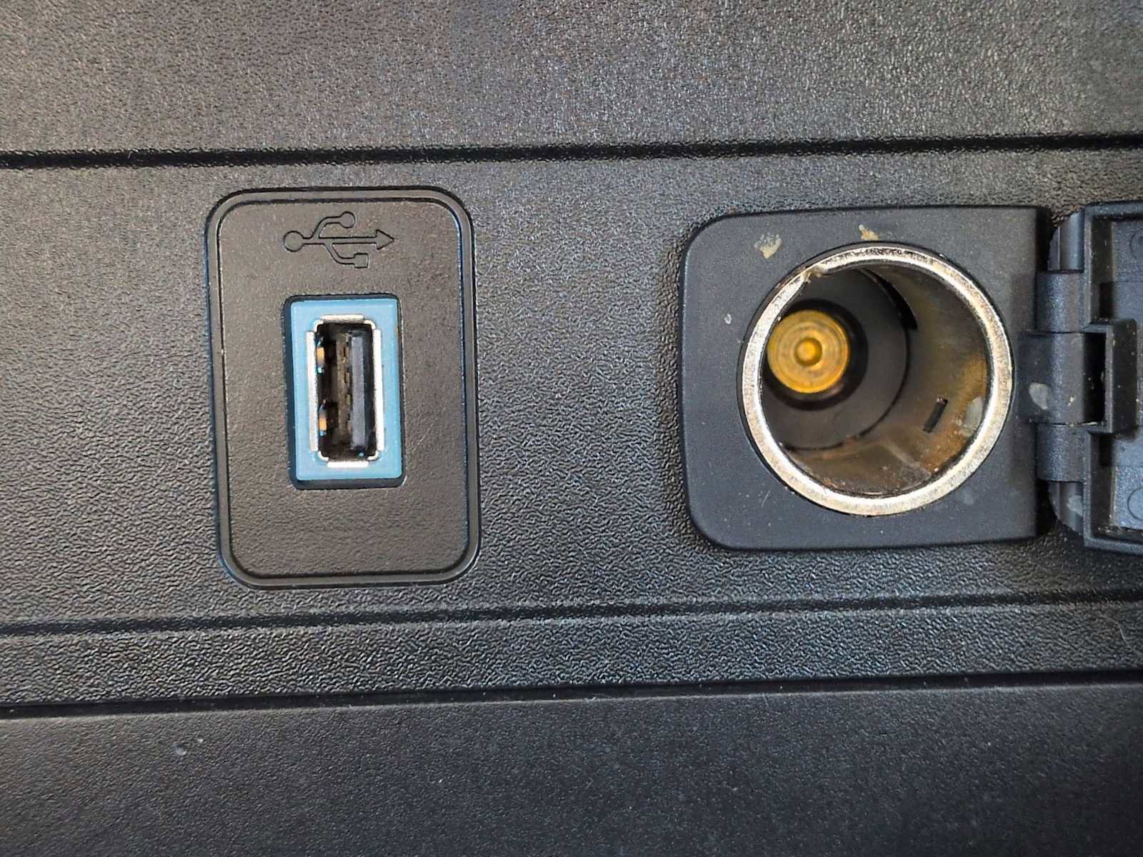 Used 2019 Ford Escape S image 31