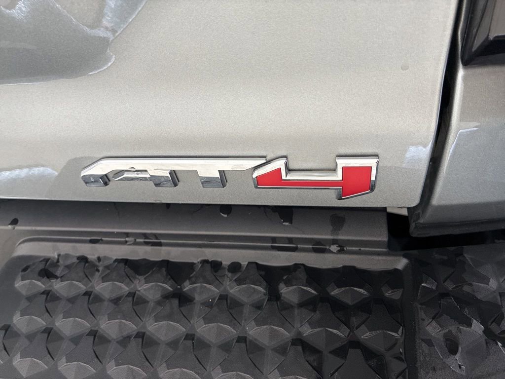 Used 2024 GMC Canyon AT4 w/ Technology Package image 29