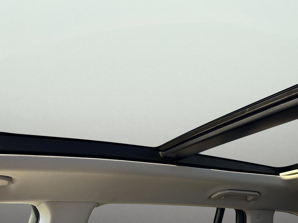 Certified 2026 Mercedes-Benz GLS 450 4MATIC image 18