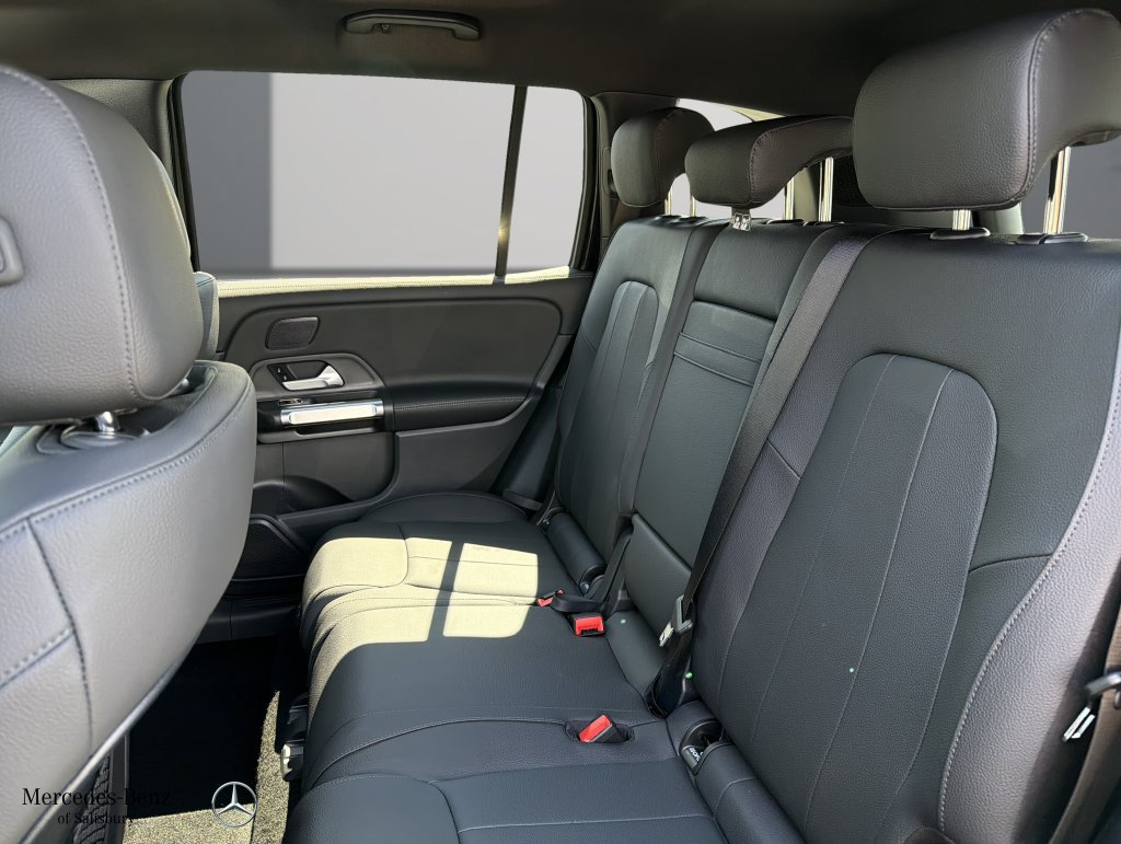 New 2026 Mercedes-Benz GLB 250 4MATIC image 16