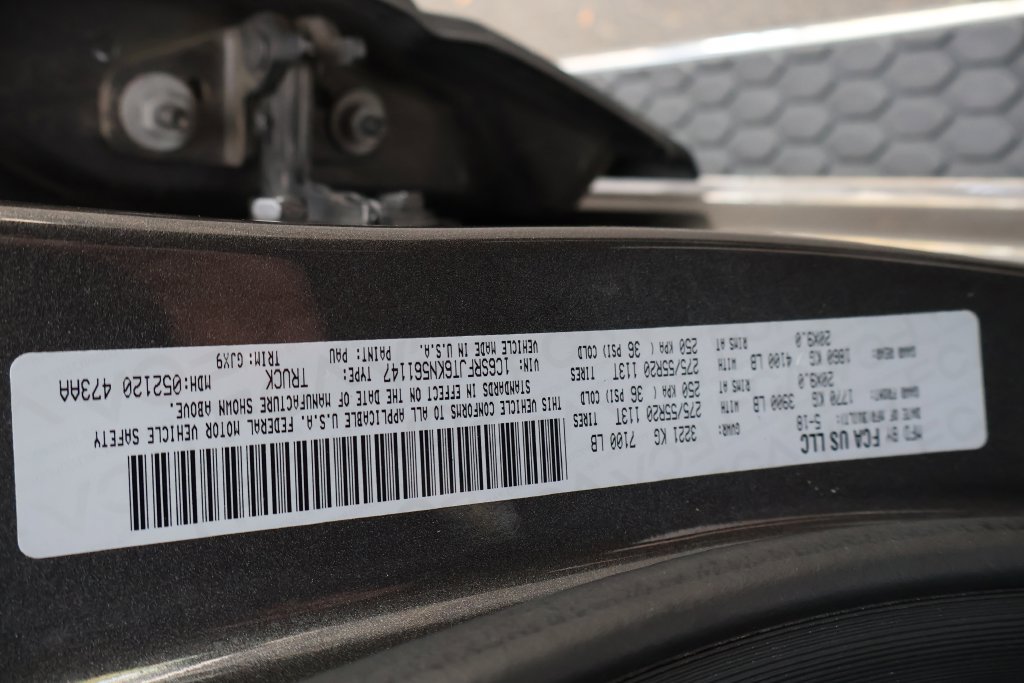Used 2019 RAM 1500 Laramie AWD/4WD image 71