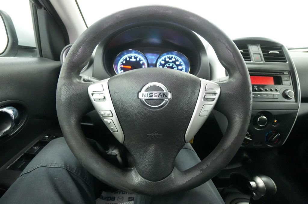 Used 2017 Nissan Versa SV FWD image 30