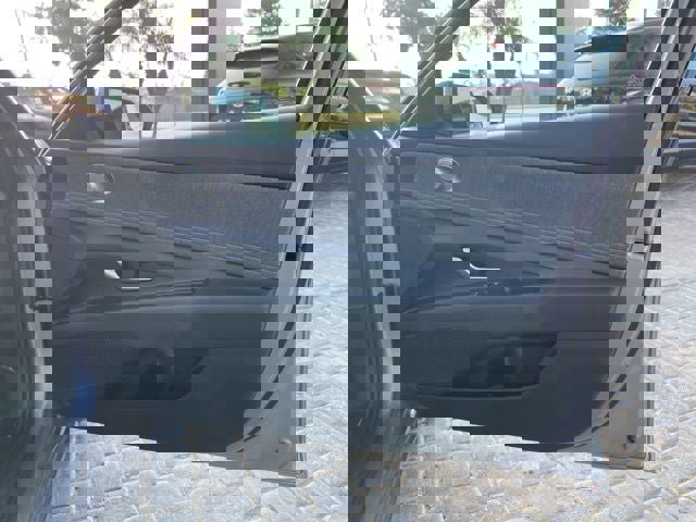 New 2026 Hyundai Elantra Limited image 21