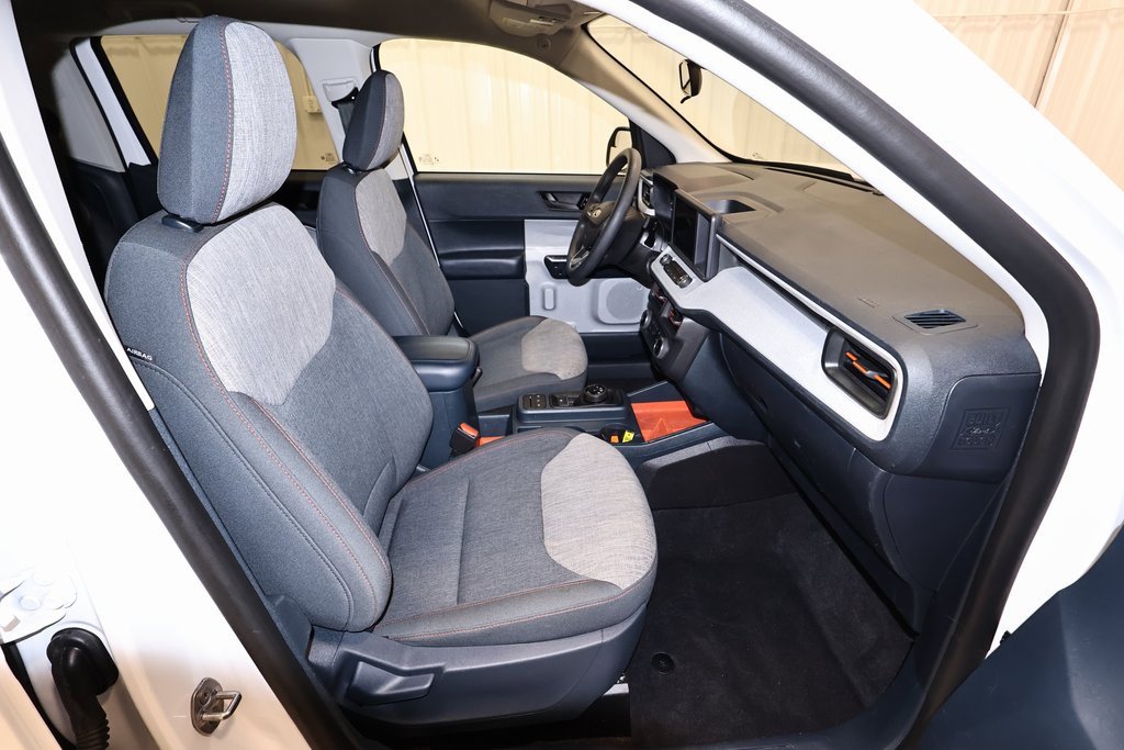 Certified 2023 Ford Maverick XLT image 20