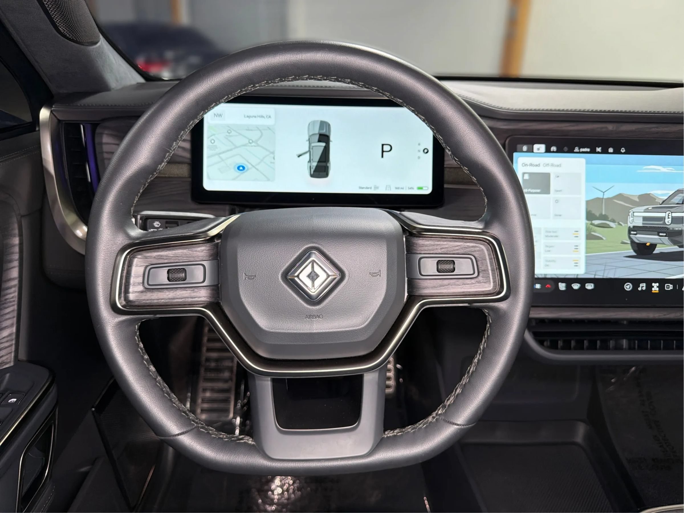 Used 2023 Rivian R1S Adventure AWD/4WD image 26