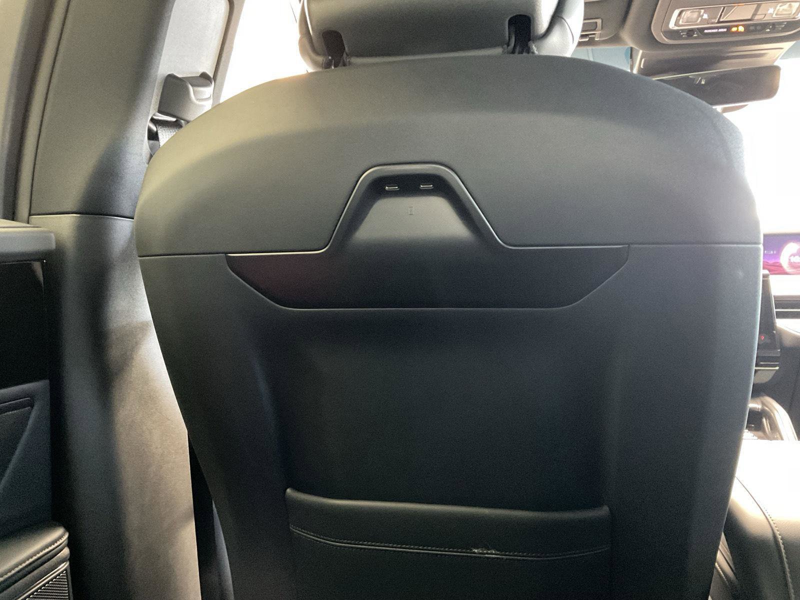 New 2024 Lincoln Nautilus Reserve w/ Jet Appearance Package (87T) image 20