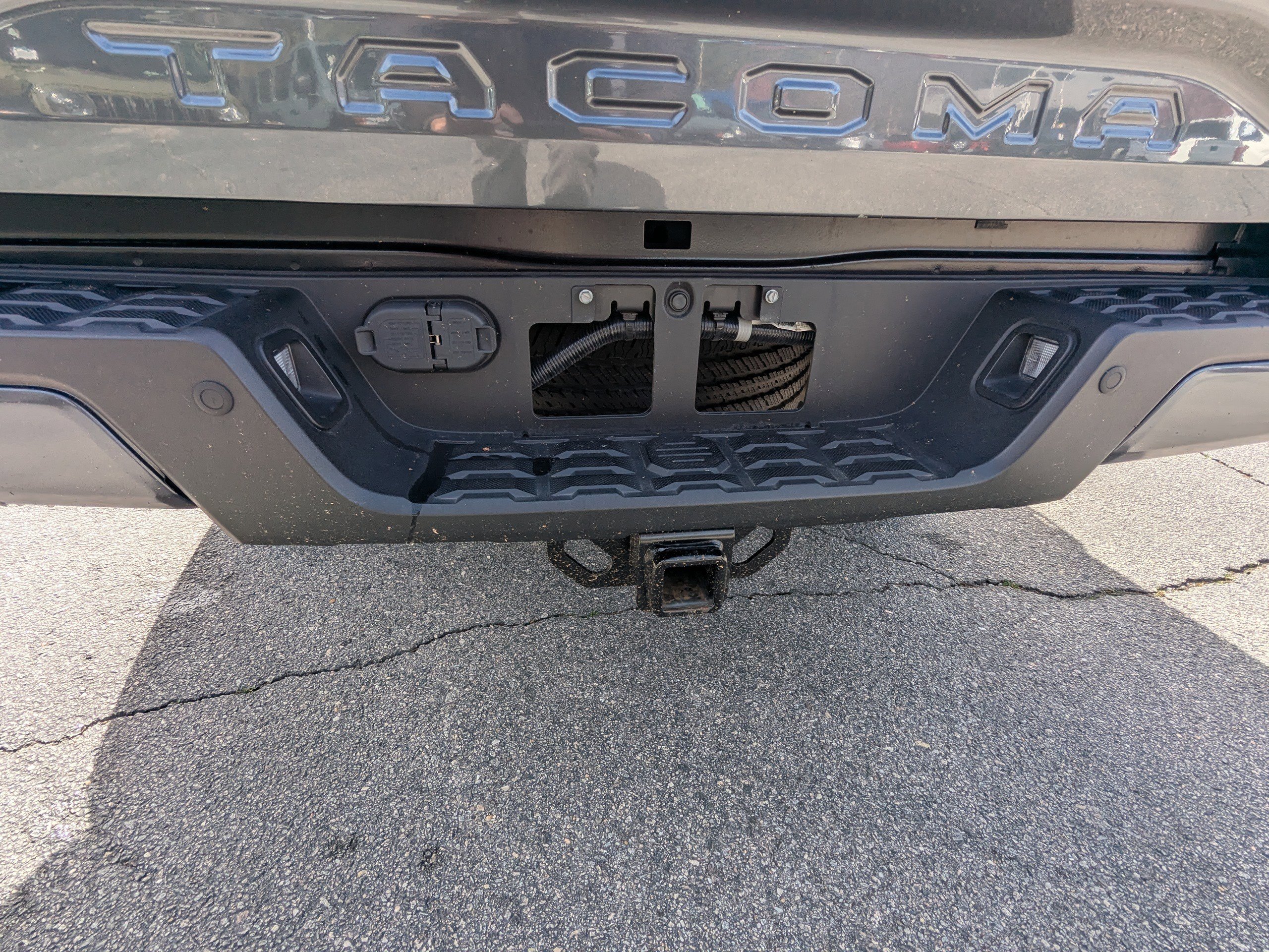 Used 2022 Toyota Tacoma TRD Sport w/ TRD Premium Sport Package image 29