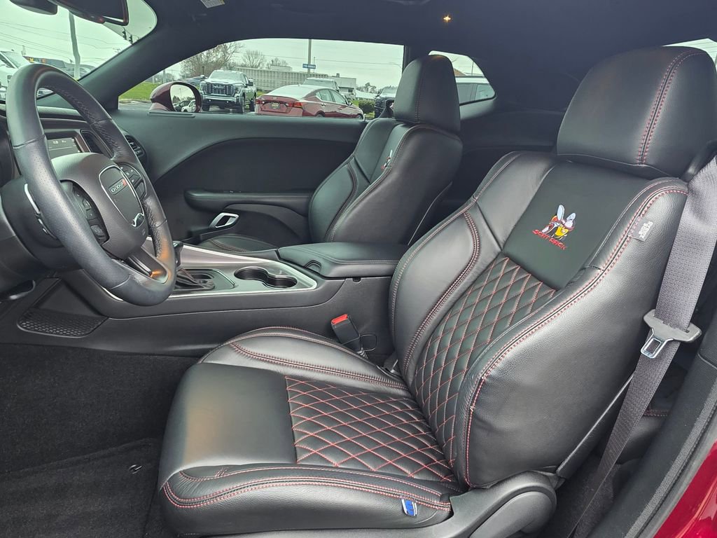 Used 2022 Dodge Challenger R/T Scat Pack w/ Shaker Package image 9