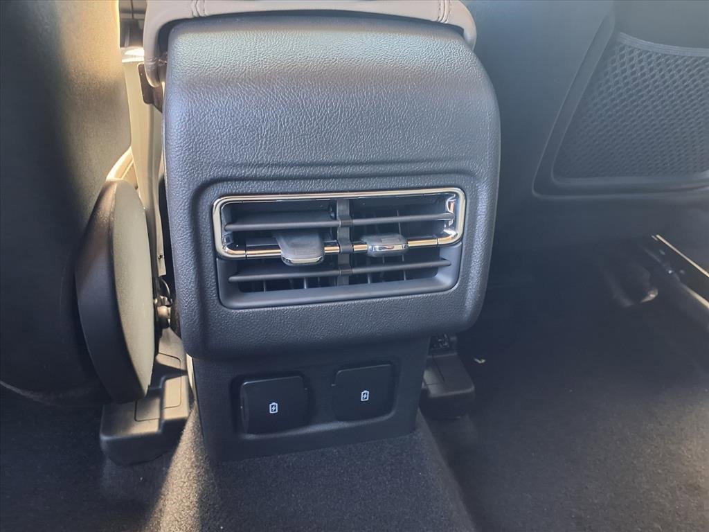 New 2026 Lincoln Corsair Premiere image 10