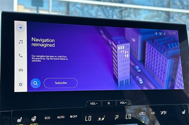 Used 2023 Subaru Solterra Limited image 23