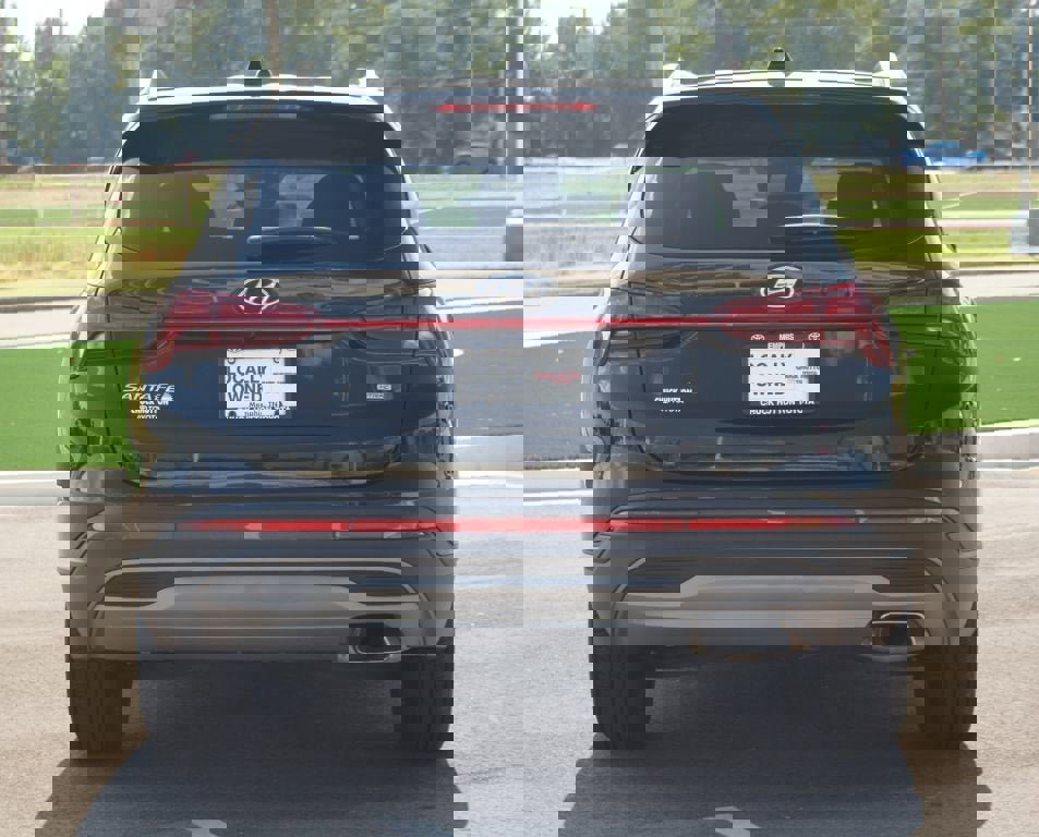 Used 2023 Hyundai Santa Fe SEL image 3