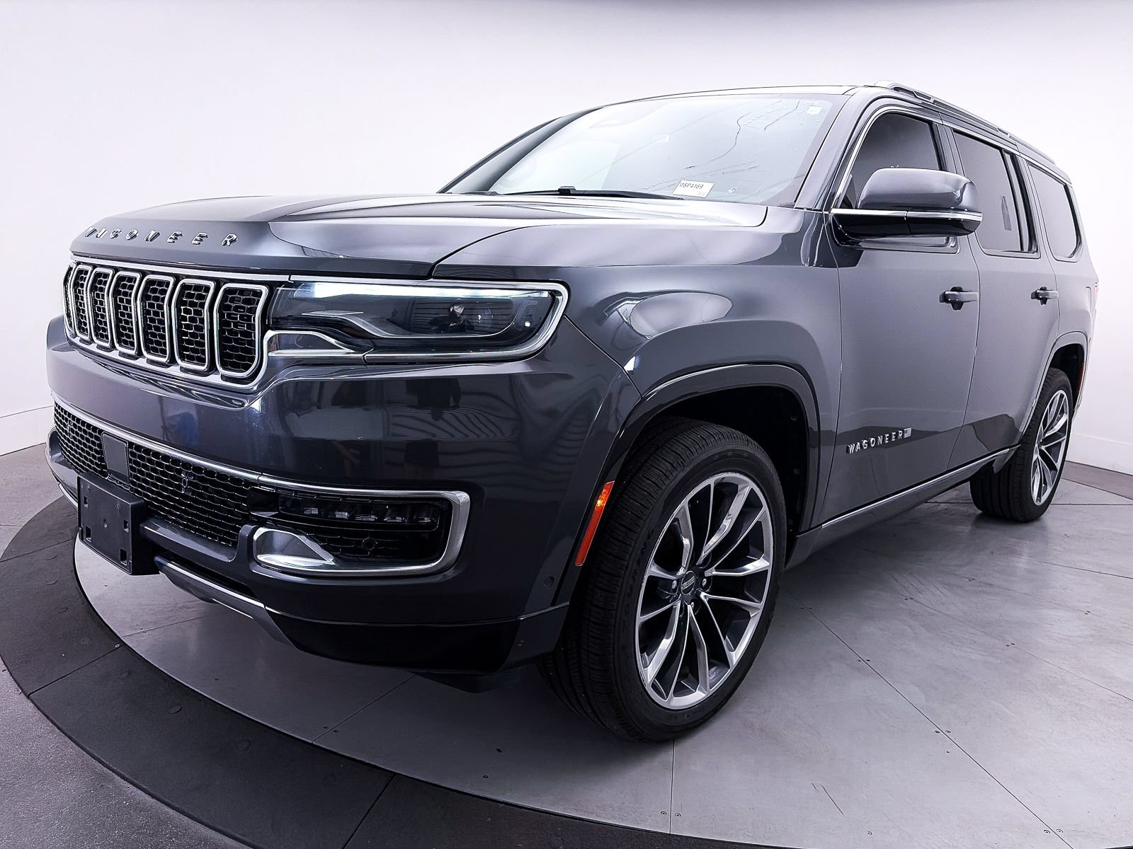 Used 2022 Jeep Wagoneer Series III w/ Premium Group I RWD image 13