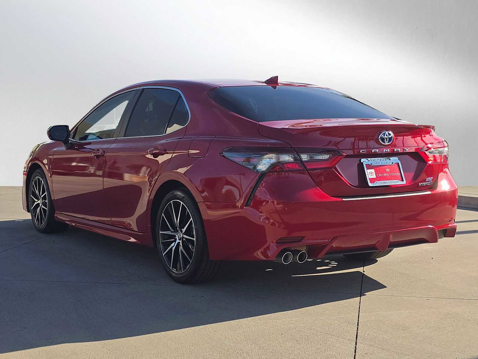 Certified 2024 Toyota Camry SE image 5