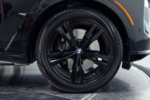 Certified 2025 BMW X7 M60i image 27