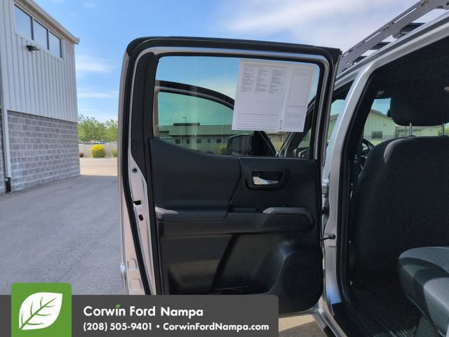 Used 2022 Toyota Tacoma TRD Sport w/ Technology Package AWD/4WD image 24