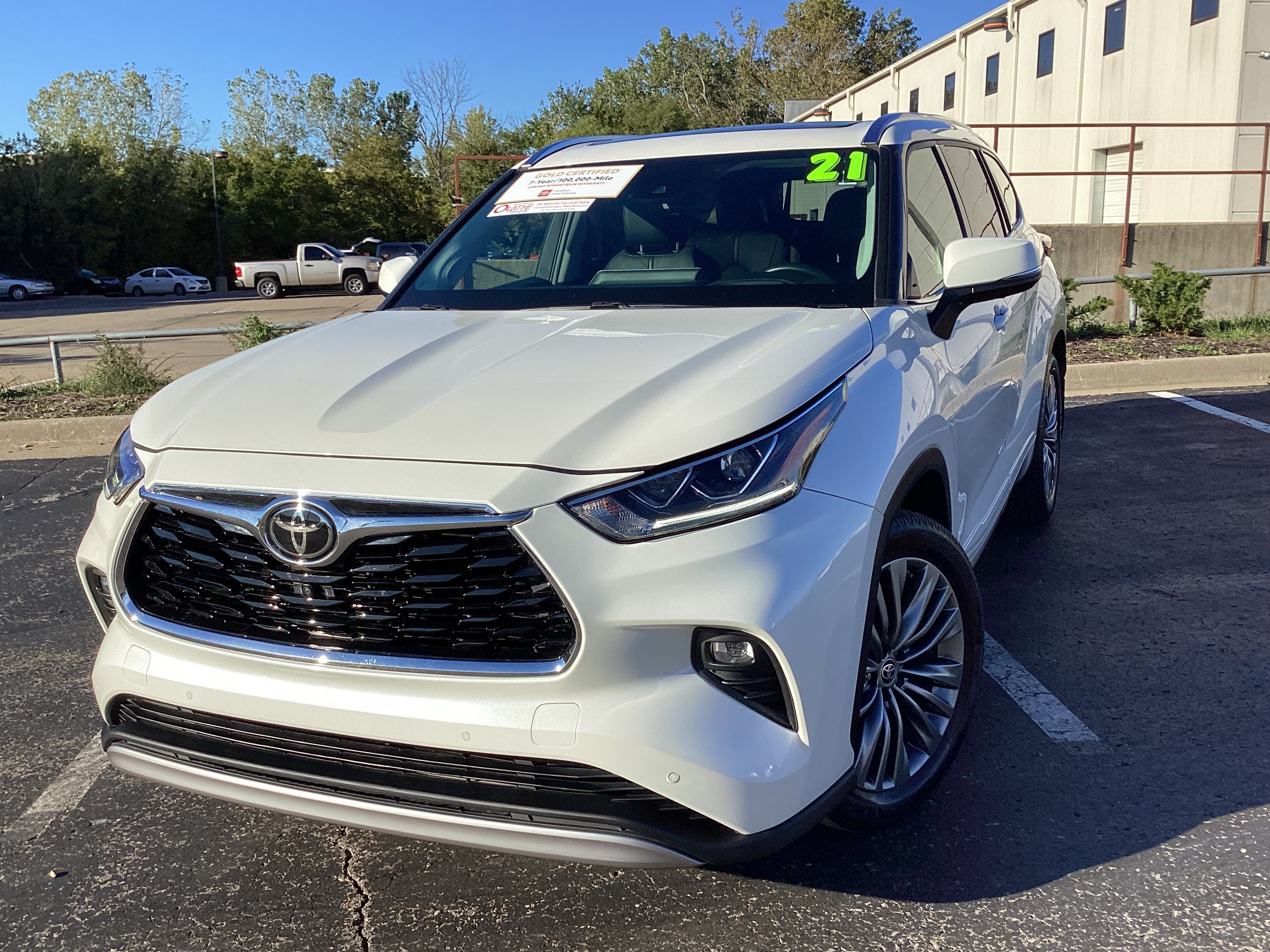 Certified 2021 Toyota Highlander Platinum AWD/4WD image 24