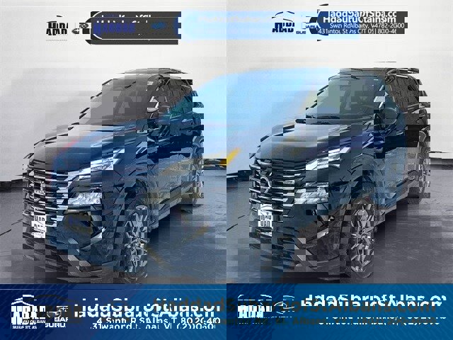 Used 2024 Nissan Rogue S image 1