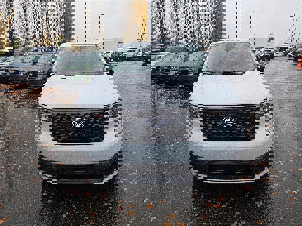 New 2026 Ford Maverick XLT w/ XLT Luxury Package image 2