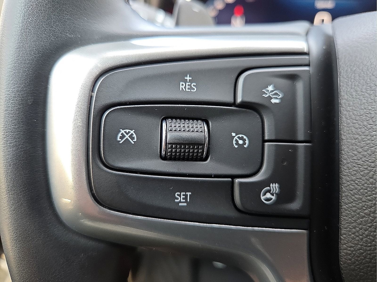 Used 2024 Chevrolet Silverado 1500 LT Trail Boss w/ Convenience Package II image 18