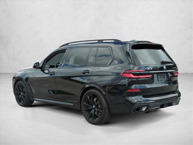 Used 2026 BMW X7 xDrive40i w/ M Sport Package AWD/4WD image 7