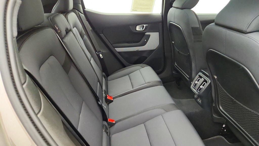 Used 2022 Polestar Polestar 2 w/ Plus Package AWD/4WD image 24