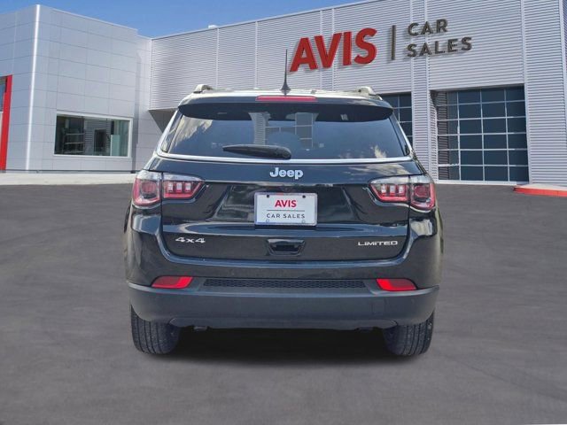 Used 2025 Jeep Compass Limited image 9