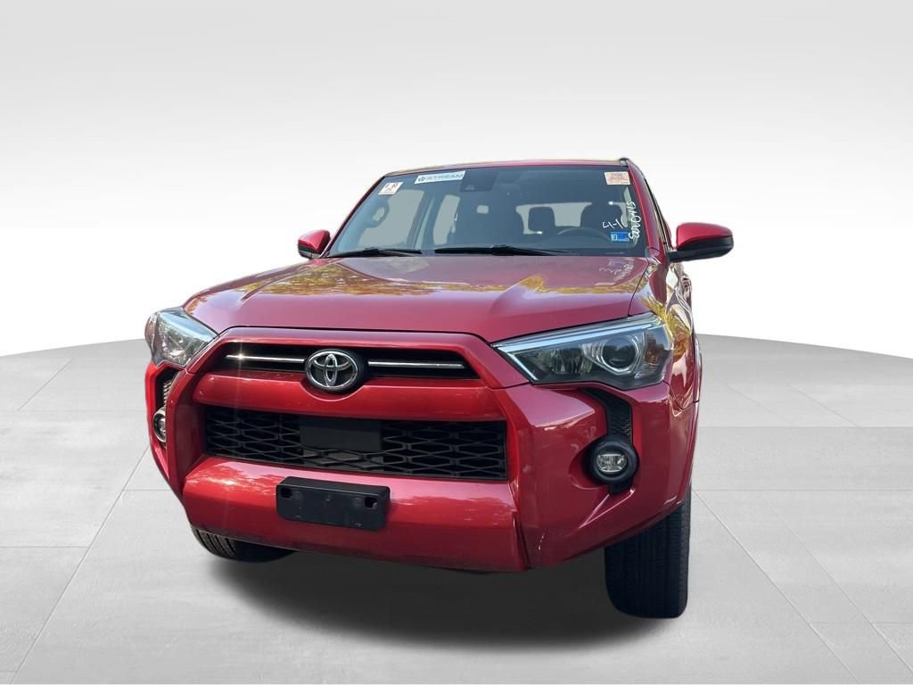 Used 2021 Toyota 4Runner SR5 AWD/4WD image 4