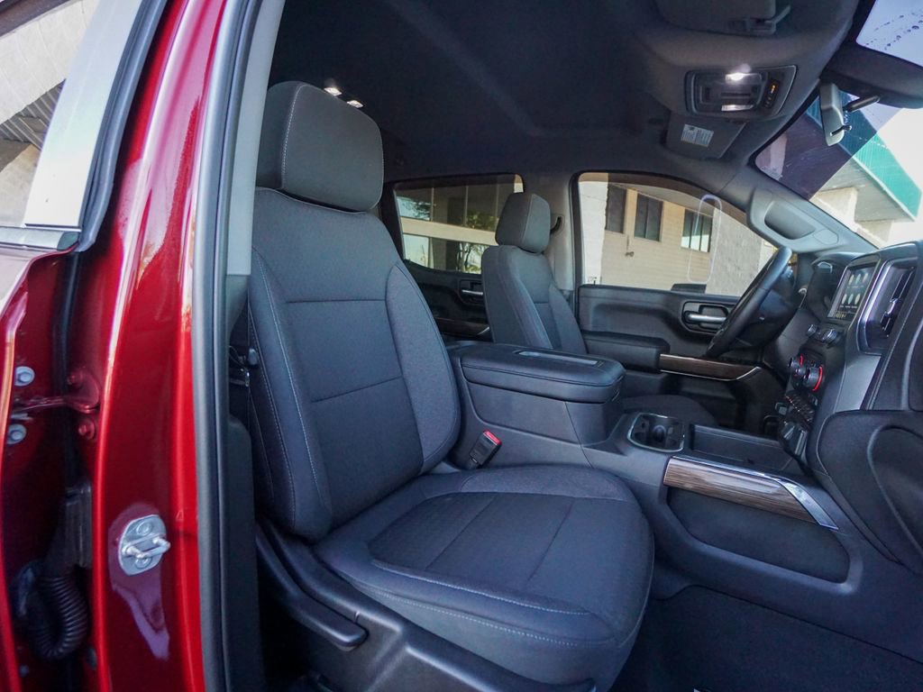 Used 2019 Chevrolet Silverado 1500 RST w/ All-Star Edition image 32